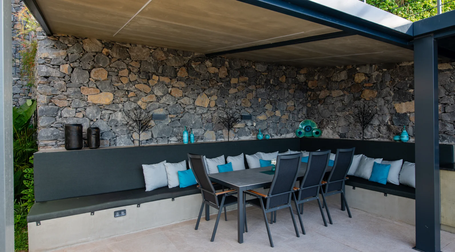 DUBEX PROPERTIES - Relax Complex